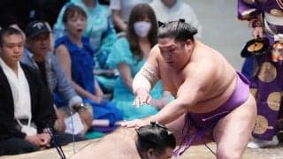 尊富士が高安との２敗対決制す　再入幕で10勝目、110年ぶり新入幕Ｖ以来となる賜杯の可能性も