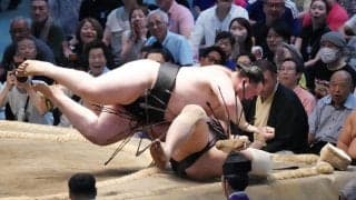 獅司がライオンになった？過去３戦全敗の朝乃山撃破…２敗でトップ　おかみさんエールに応える