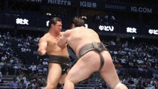 “イケメン”で注目の大森「油マシマシ」オールバック姿で奮闘も黒星「迷った」【大相撲】