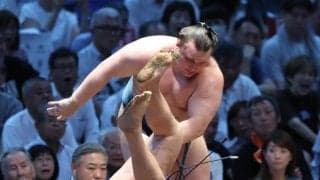 大相撲Ｖ争い　安青錦が２敗で単独トップ　霧島は痛恨の３敗目　熱海富士は豊昇龍を寄り倒して１０勝目