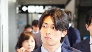【日本代表】中村敬斗、約1000万円の新型BMWの隣りで笑顔「かっこよすぎ」「似合いすぎ」
