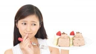 ストレスがたまると太りやすくなる！？その原因とメカニズムとは