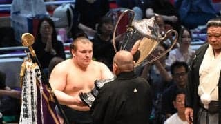 史上初！安青錦が大関返り咲き場所でＶ「ここで終わる人間じゃないとの思い強かった」／一問一答