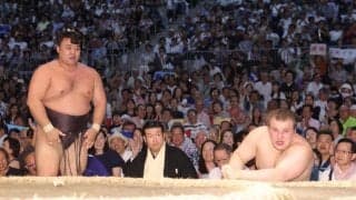 安青錦３場所ぶり３度目の優勝　霧島、熱海富士との優勝決定ともえ戦制し「やり切った」　１場所での大関復帰と同時Ｖ、特例復帰では初「自分はここで終わる人間じゃない」