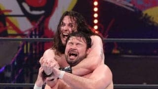 ウルフアロン　人生初の屈辱　公式戦で絞め落とされる　ナイトメアホールドで失神、会場も騒然