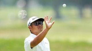 久常涼が首位と5打差13位発進 松山英樹は27位