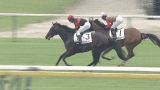 「モノが違った」“2.2億”の注目ホース、デビュー戦でノーステッキ勝ち…ファン期待高まる「将来性凄そう」「血統もロマン」