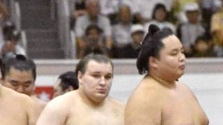 安青錦が夏巡業に参加「触れ合って喜んでもらえたら」　『大関・安青錦』のアナウンスが復活　土俵入りも大関仕様で復帰を実感