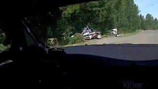 世界ラリーで波乱続出…北欧高速決戦でまさかの横転「Mスポーツのメカニックたちに感謝」決死の作業で再出走