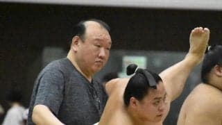 幕内・琴栄峰が春巡業に続いて山響親方と下半身強化　継承された元横綱・北の湖の四股で大粒の汗「一門も違う中で、ありがたい」