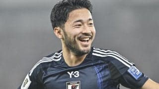 ｢また敬斗が魚に笑｣菅原由勢がW杯戦士の秘蔵ショット公開！ 川口春奈と結婚のモテ男も登場で｢写真全部楽しそう｣｢タケの水中かわいすぎる」