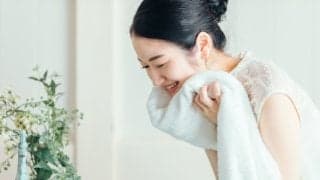 お肌の悩み　セルフチェックのやり方