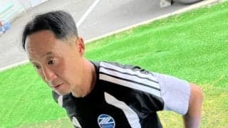 町田・黒田監督、Ｊ１初優勝へ気合い「24時間３６５日を優勝のために」　取材時にセミの“攻撃”を受ける「うわぁ！」→ジョークで記者陣笑わせる