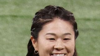 澤穂希さん「まさか」カズから人生2度目のバラ100本をサプライズで贈られ感激