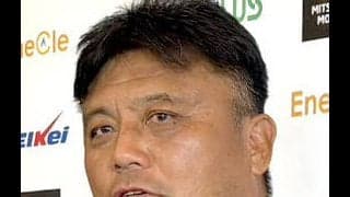 浦和の曺貴裁新監督、退場者出しての大逆転負けに「自分の力足らず。ただ浦和の新たな第一歩を確信」