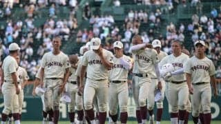 福岡代表・東筑の夏終わる、笑顔と涙の甲子園　宿舎で受験勉強も