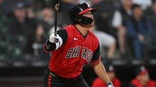 村上宗隆、6試合ぶり25号　本拠地騒然のムーンショット…“岡本超え”の日本人最多、首位攻防カードで一発