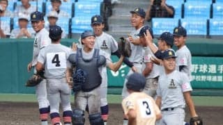 青森山田が逃げ切って初戦突破　６－０→６－５もエース・川久保がリードを守り切る　兜森監督「相手の方が７割くらいよかった」選手も丁寧に遊学館ベンチへ一礼