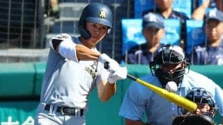 グラブに入れた「切りかえろ」　誕生日に2安打、青森山田・向井選手
