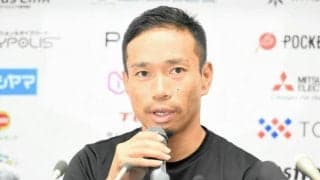 39歳のサッカー長友、現役続行を発表　「常に日本代表を目指す」