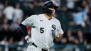 村上宗隆、2試合連続の26号　161キロ粉砕の豪快弾に本拠地騒然…日本人1年目HR数の記録更新