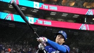 大谷翔平、大飛球を放つも右飛に倒れる…ドジャースファンから歓声上がるも一瞬でため息に