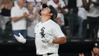 村上宗隆、２戦連発26号で逆転勝ちに貢献　首位攻防を制し３ゲーム差で首位キープ