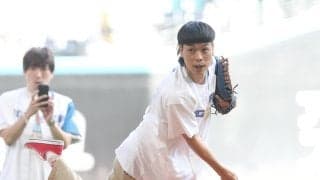 【日本ハム】バッテリィズのエース、ファーストピッチで124キロ　安村は力強いボール投げ込む
