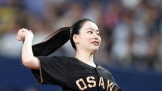 なごみがファーストピッチでノーバウンドのストライク投球を披露「緊張しすぎて記憶が飛んじゃうくらいだった」黒虎モチーフグッズのイメージモデルを務める