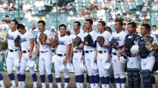 甲子園ユニで「センスある」　好感殺到の“3文字”…英語じゃない左胸「最高にかわいい」