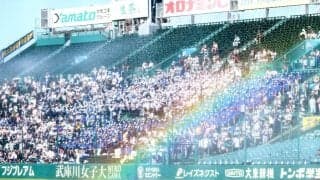 横浜-沖縄尚学、平日昼間開催も試合前から大行列　入場券は前日に完売…異例の注目度
