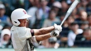 「野球小僧」は見逃さない　狙ったスライダー、明徳義塾を退ける