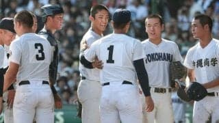 横浜の織田「すごく楽しかった」　沖縄尚学・末吉との投げ合いで笑顔