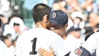 沖縄尚学・末吉　横浜・織田と熱い抱擁Ｖ託す　左肘不調から復活も３回３失点　進路「未定」も目標は同郷左腕のように「勝てるピッチャー」