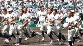 馬淵監督に示したリスペクト…激闘終えた日南学園ナイン　中継映像が捉えたスポーツマンシップ