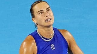  世界1位 またも4回戦敗退 