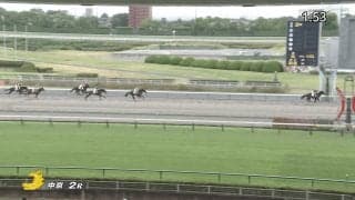「モノが違った」衝撃の“10馬身差”評判ホースが圧勝劇…初戦で大出遅れも“即挽回”で期待に応える「鳥肌が…」