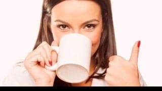 カフェインだけじゃない！妊娠中の『飲みもの』選び方