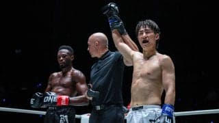 【ONE】全攻撃フルスイング！稲井良弥が強烈左フックでダウン奪って判定２－１勝利