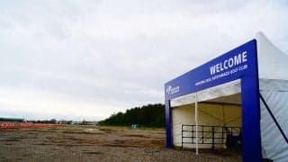 コース隣接の巨大駐車場も登場 優勝スコアは10アンダー？ 『奇跡の集結』への準備
