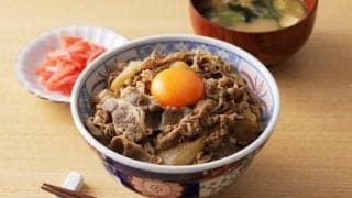 塩分が少ないのは？外食・コンビニメニュー5種を比較【減塩のコツを解説】