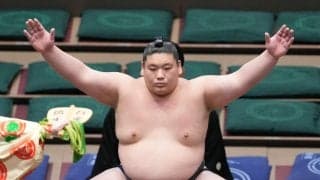 佐田の城が20場所ぶりに一番相撲から出場　境川親方からゴーサイン出て平戸海の付け人も務める