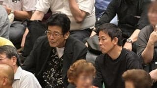 「今日はどうなっとるの？」大相撲中継に多くの著名人が映り込む　阪神ＯＢコンビは並んで熱視線「集中できないｗ」