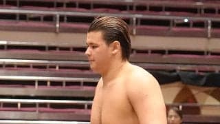 元十両砂浜の息子、18歳砂武蔵が前相撲白星デビュー　レスリングのハワイ高校王者