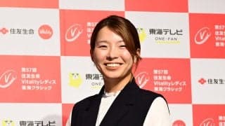 渋野日向子「大人になりましたかね」90期生トリオの写真投稿…シックなコーデで笑顔／前夜祭