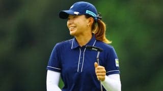 渋野日向子は63位発進もバーディ締めで大歓声「ちょっとは寝られるかな」