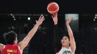 バスケ男子　日本が６４年ぶり決勝進出でメダル確定！若手主体チームで中国を１９点差圧倒し史上初金メダル王手　圧巻３Ｐ１２本成功　２０日決勝で韓国と激突【アジア大会】