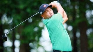 44歳・内藤寛太郎が初勝利に王手 佐藤大平が3打差、香妻陣一朗4打差を追う