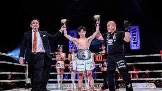 【RISE】松本天志がひざ突き刺して塚本望夢をまた返り討ち「53キロのベルトも獲りたい」