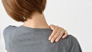 腕があがらないほどの痛み「四・五十肩」になる本当の原因